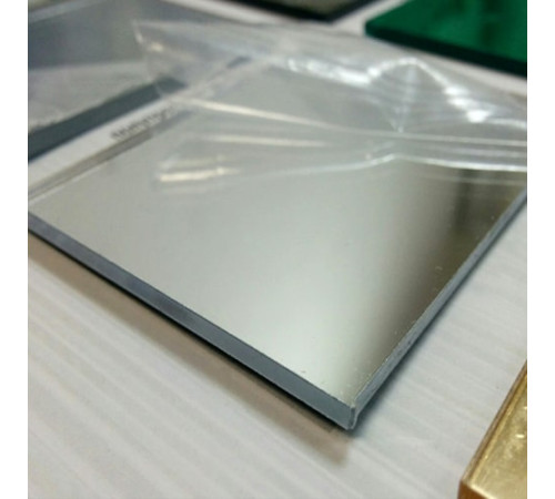 Зеркальные экструзионные акриловые листы в Гродно